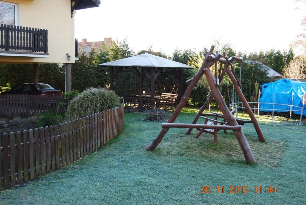 Zajazd I Restauracja "Mysliwskie Zacisze" Nikielkowo Exterior photo
